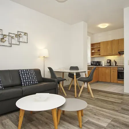 Ruhige Lage, Veranda, Gratis Nutzung Vom Ahoi Erlebnisbad - Moewe 01 Appartement Goehren (Ruegen)