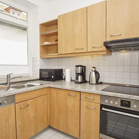 Apartamento Moewe 01 Mit Gratis Nutzung Vom Ahoi Erlebnisbad Und Sauna In Sellin Goehren (Ruegen)
