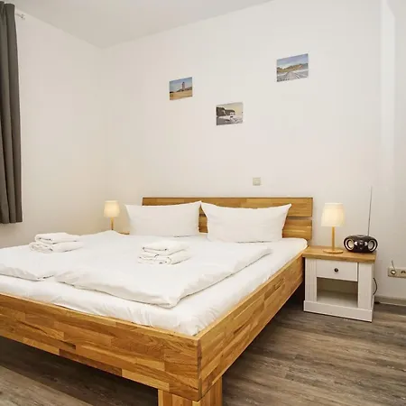 Moewe 01 Mit Gratis Nutzung Vom Ahoi Erlebnisbad Und Sauna In Sellin Goehren (Ruegen)